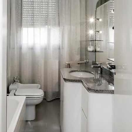 Splendido 140 Mq Zona Tortona شقة ميلان