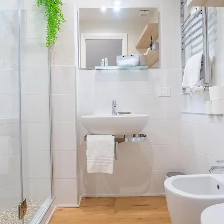 The Rent - Lovely Two-bedroom Near Bocconi Apartamento