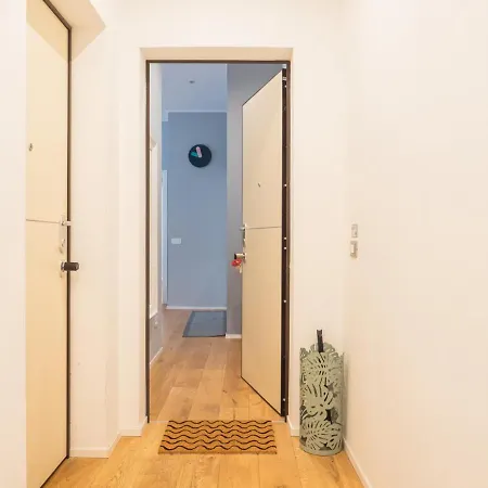 The Rent - Lovely Two-bedroom Near Bocconi *