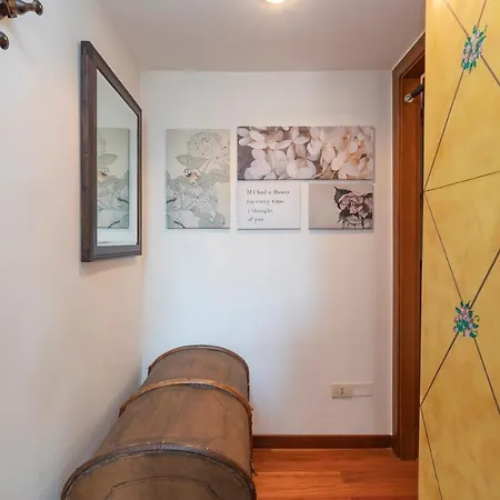 New Flat In Downtown Orti 16 アパート *