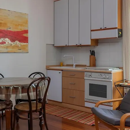 New Flat In Downtown Orti 16 アパート ミラノ