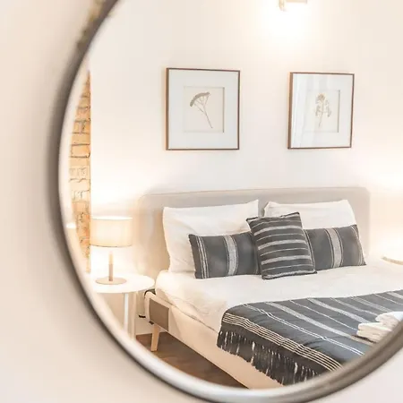 Easylife - - Kramer 29 - Risorgimento Apartman