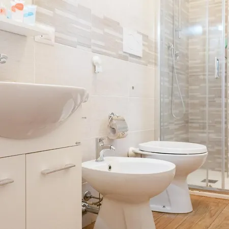Bnbutler - Isonzo - Luminoso In Porta Romana Apartmán *