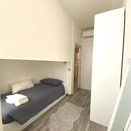 Apartment Loft Incantevole A Milan