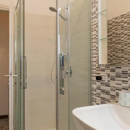 I Host - Giambellino 40 * Milano