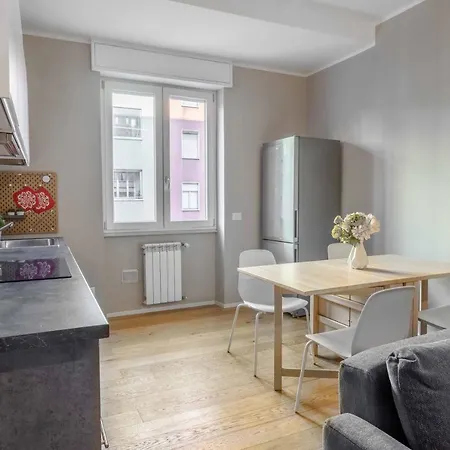 Joivy Charming Flat With Desk Apartmán Milán