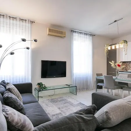 Apartment Primopiano - Battaglia A *