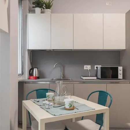 Montalbino Place Milan