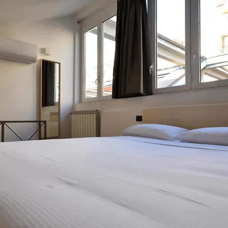 Апартаменты Loft Ristrutturato Vicino M4 Argonne - San Benigno *