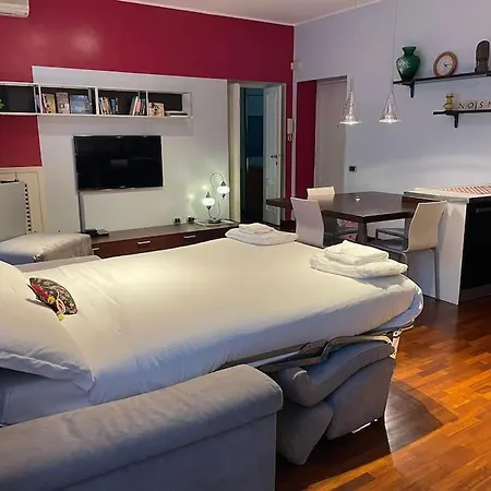 Cozy Flat Mins Walk To Navigli And Metro Porta Genova