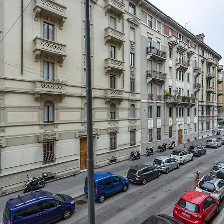 Апартаменты Piazza Aspromonte & M1 Loreto Cozy