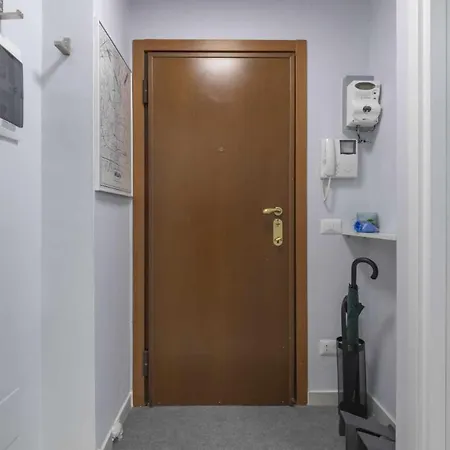 Montalbino Place Milan