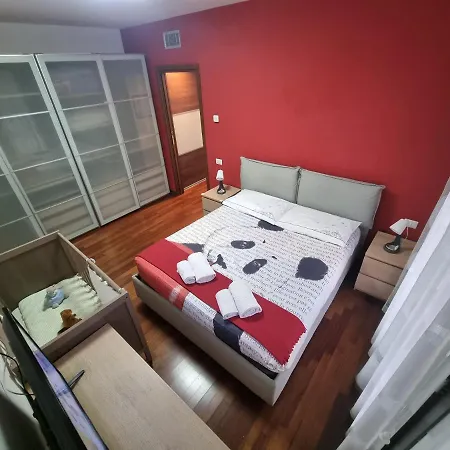 Ama Intero Zona Bicocca Apartman Milánó