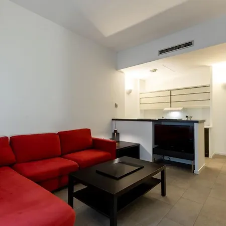 Apartment In Brera-fatebenefratelli-porta Nuova-milano