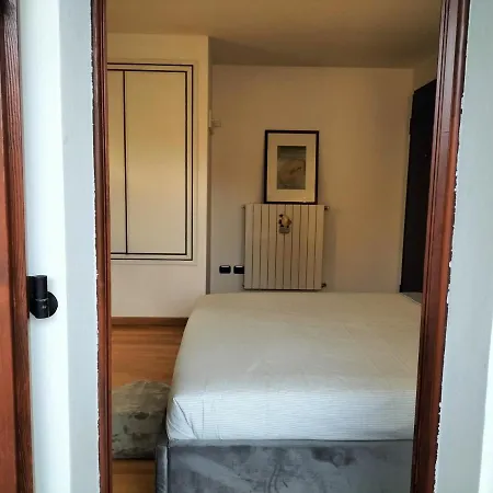 Apartamento Big Bright Flat In Close To Loreto Square