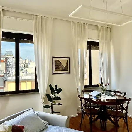 Rum i privatbostad #private In Brera District *