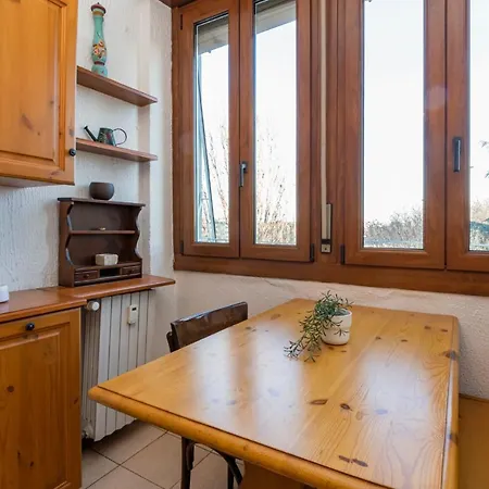 I Host - Ande 12 * 米兰