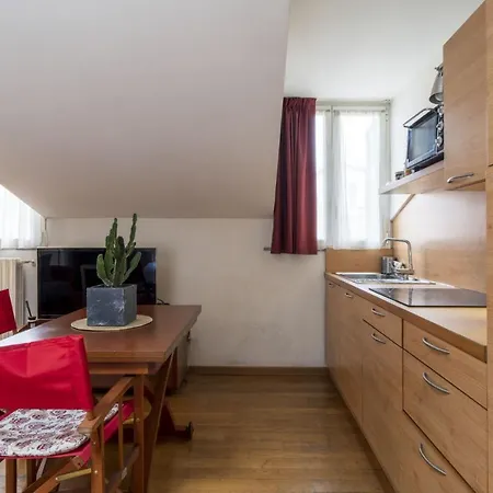 Easylife - Accogliente Monolocale In Zona Navigli Milan