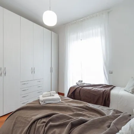 The Rent - Sunny Two-bedroom In Piazzale Loreto * Milano