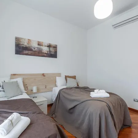 The Rent - Sunny Two-bedroom In Piazzale Loreto Appartamento