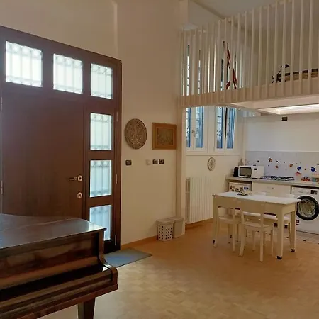 Silenzioso Loft Vicino Alla Stazione Centrale ミラノ