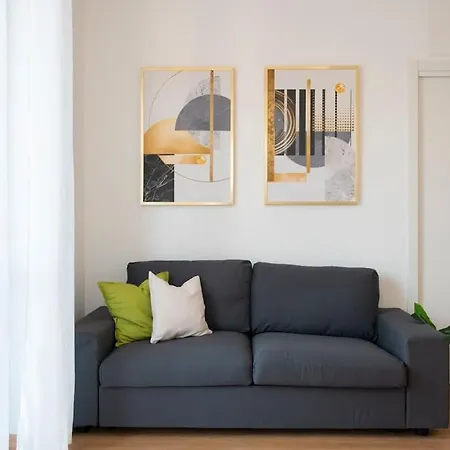 Modern House Dergano A 150 Metri Metro アパート *