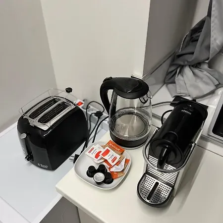 Armani House, Superior In Center Appartamento *