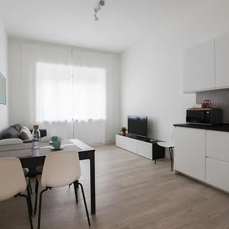 Apartment Lovely - Lovely Porta Romana Milan