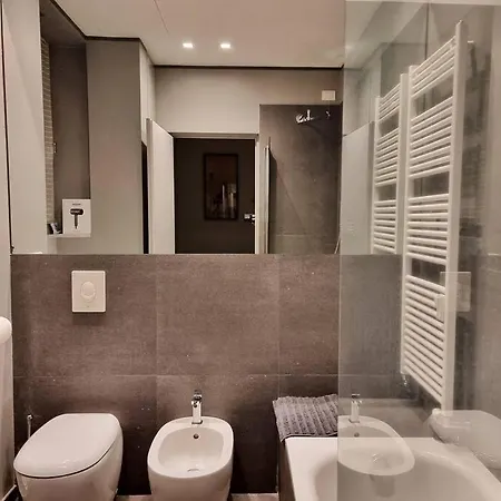 Gazzana Corner House * ميلان