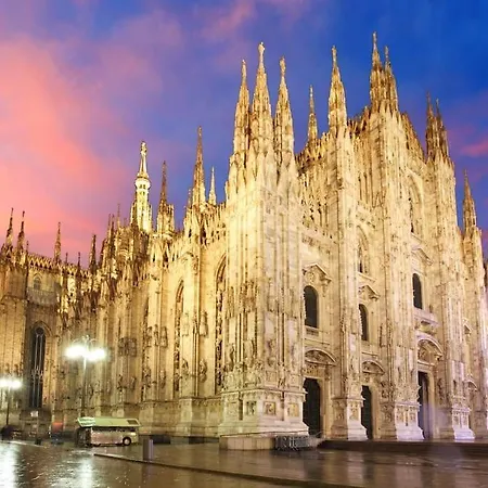 Loft Lusso+giardino In Brera/montenapoleone/duomo 아파트 밀라노