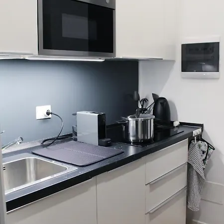 Yr Citta Studi - Modern Loft, 3 Min Walk To Duomo Bus *