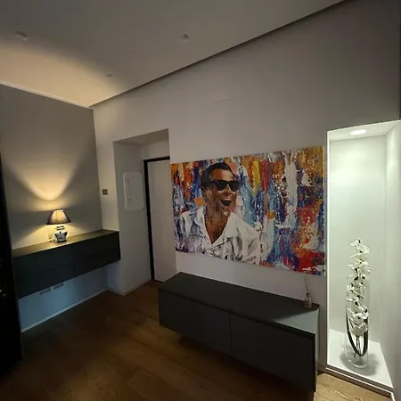 Lr Deluxe - Fondazione Prada - Metro M3