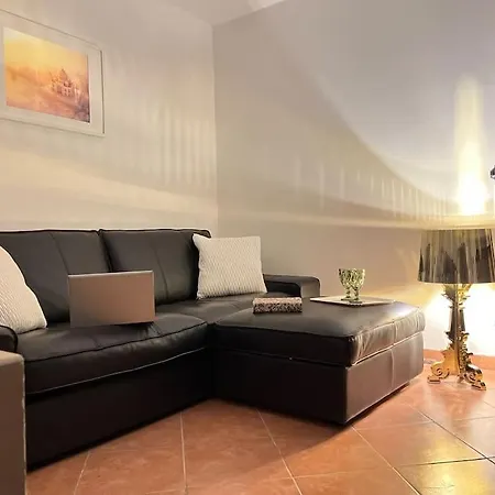 Life Is Beautiful Design Loft Navigli Romolo, Smarttv, Wifi, Ac And Street Parking *