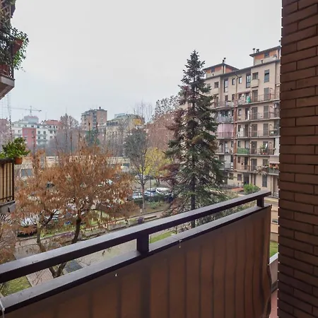 Apartamento Comodo Vicino A Stazione Centrale - Brianza Master Guest