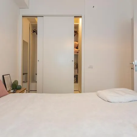 Apartamento Comodo Vicino A Stazione Centrale - Brianza Master Guest *