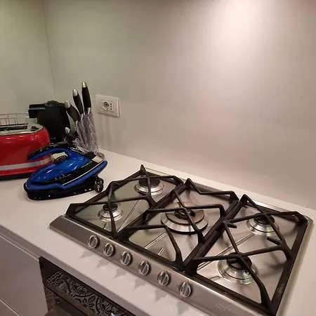 Gazzana Corner House *