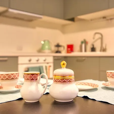 Guesthost - Urban Relax, Bilocale Di Charme In Zona Moscova X3 아파트 *