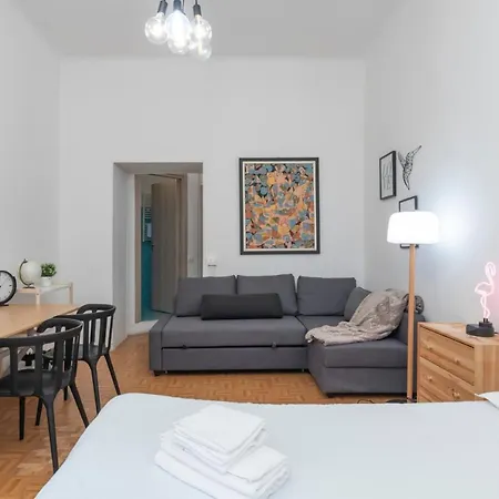 Apartamento I Host - Chavez 2 *