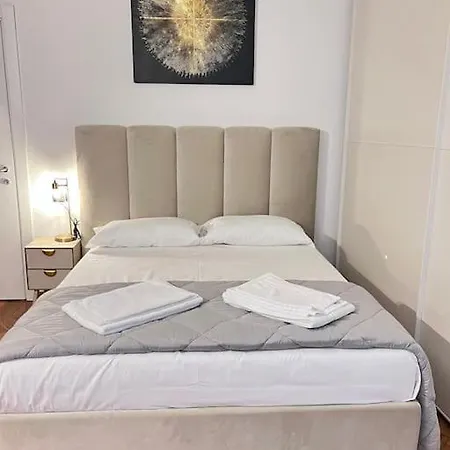 Apartment Luxury With Terrace Near Arco Della Pace *