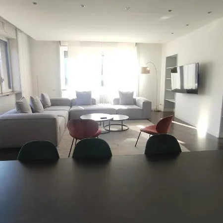 Lägenhet Porta Venezia - Morgagni 4bedroom With View *
