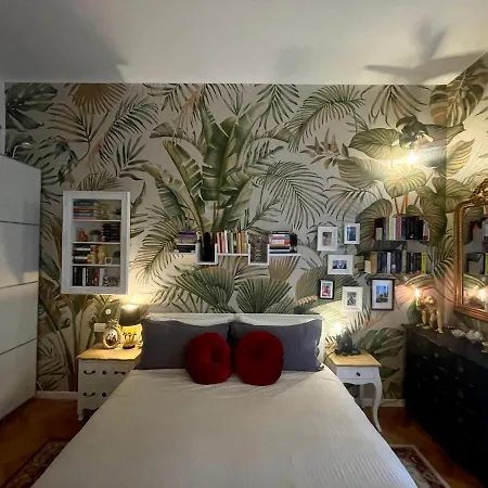 Milanese Luxury *