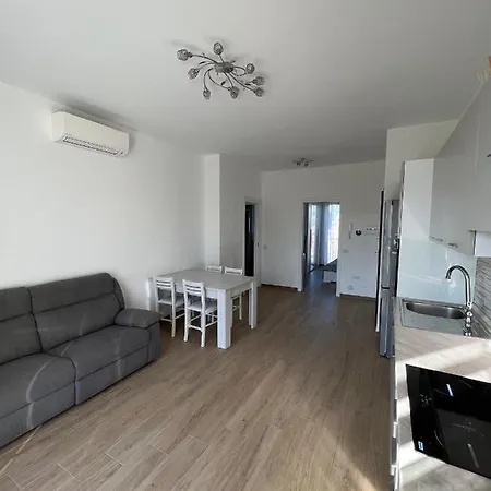 Paul House Guest house *