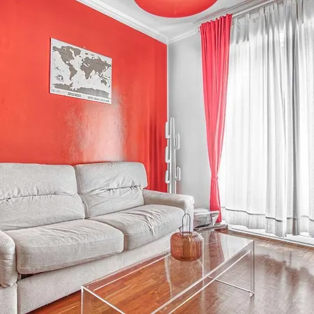 Altido Lovely Flat With Balcony Apartamento *