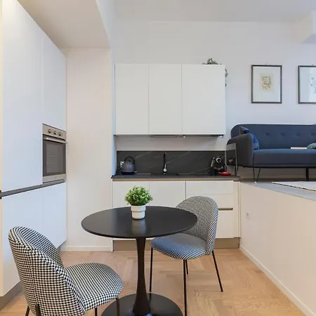 I Host - Val Strona *