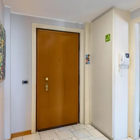 Easylife - - Porpora 124 - Lambrate *