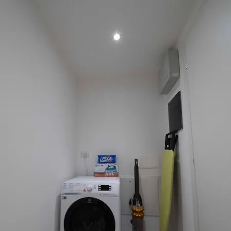 Amazing In Apartment *