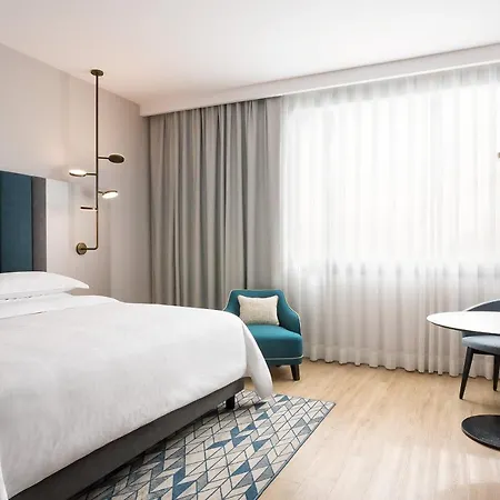 Hotel Sheraton San Siro 4*