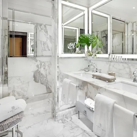 Szálloda Portrait - Lungarno Collection 5*