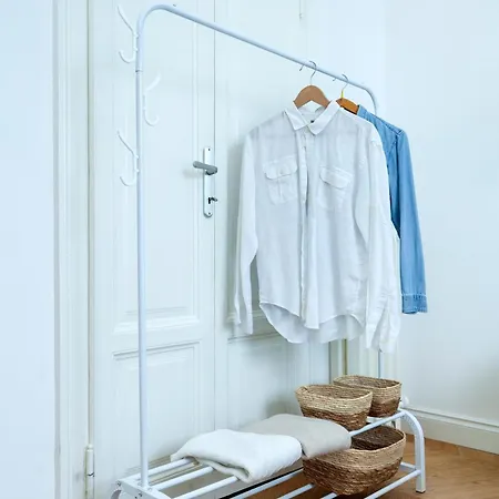 The Boutique - Downtown 2 *