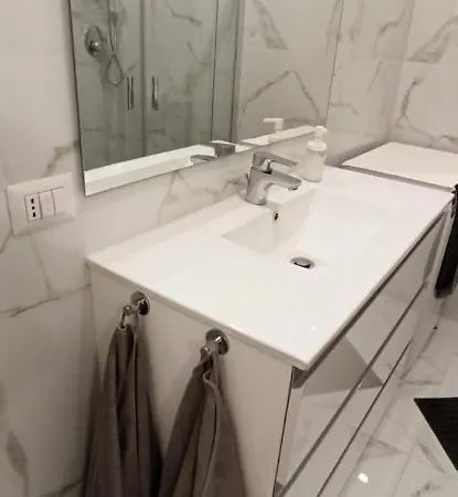 Apartament Luxury House Lupetta 3 *